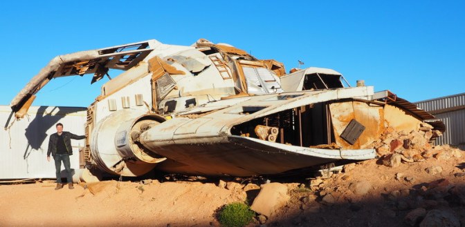 The crashed Hunter-Gratzner from Pitch Black